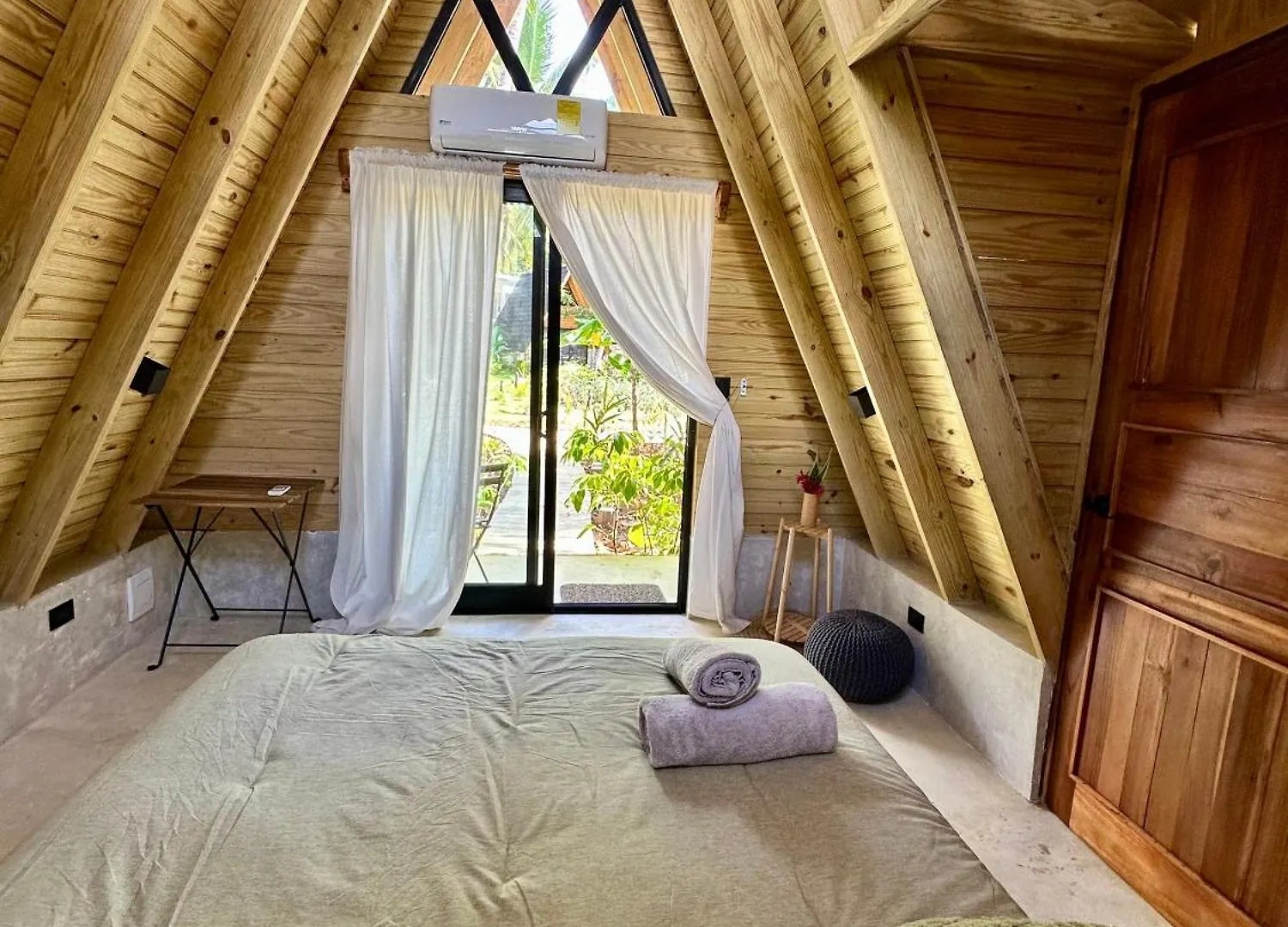Leisy'S Garden Hostel & Rooms Samana