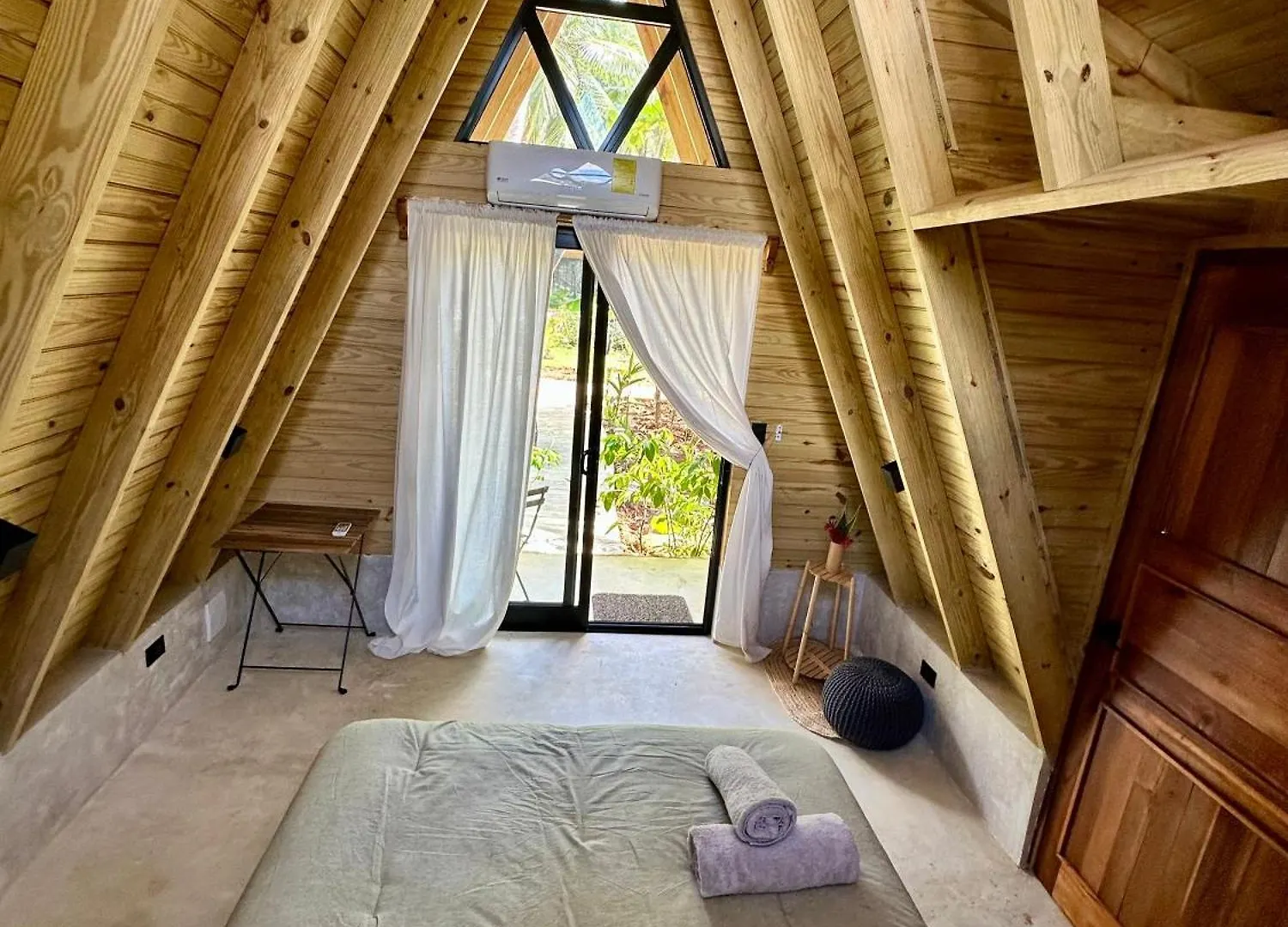 Leisy'S Garden Hostel & Rooms Samana