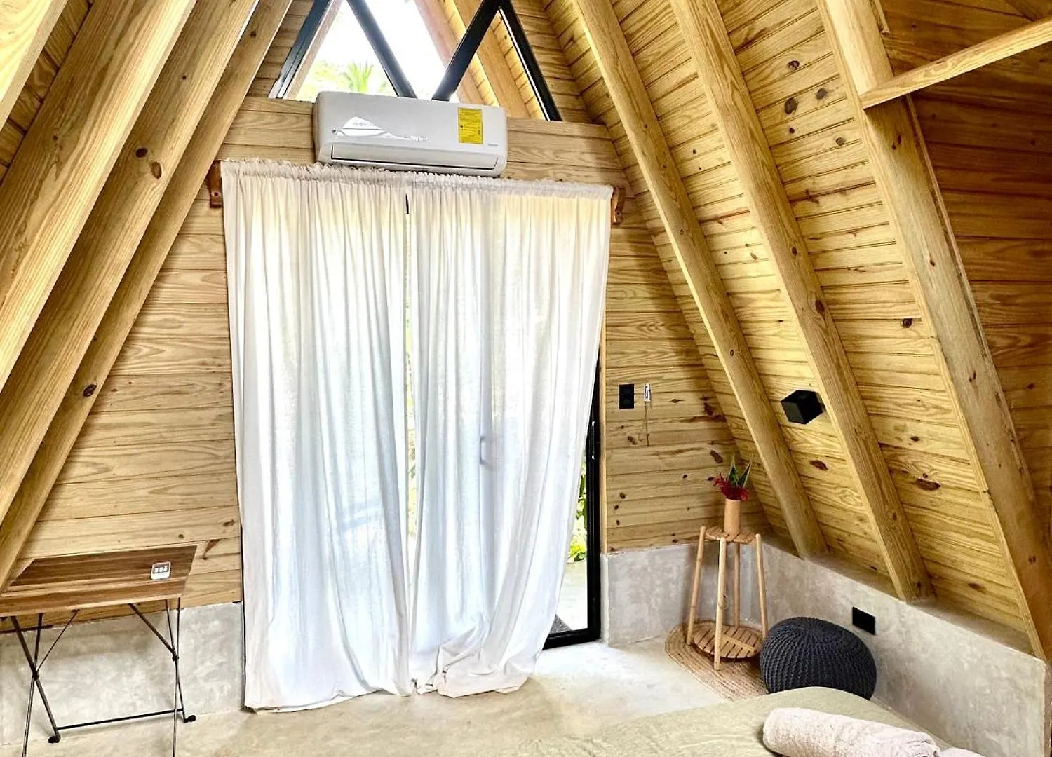 Leisy'S Garden Hostel & Rooms Samana